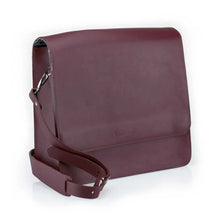 Load image into Gallery viewer, Leather Messenger bag oxblood

