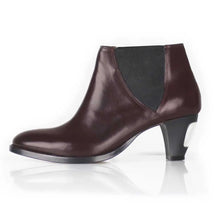Load image into Gallery viewer, Cross Sword mens high heel Jason shoe in Oxblood from the side
